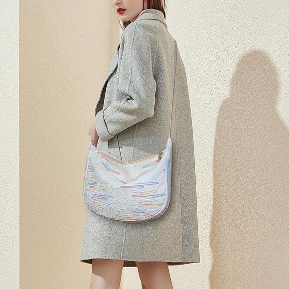 Versatile Women’s Crossbody Bag - Adjustable, Embroidered, Spacious & Stylish - Picture 7 of 7